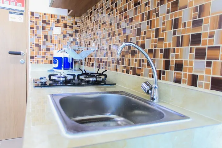 Legok: Comfy Stay Studio Apartment At B Residence