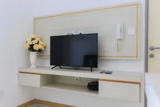 Legok: Clean and Comfort 2BR Apartment M-Town Residence