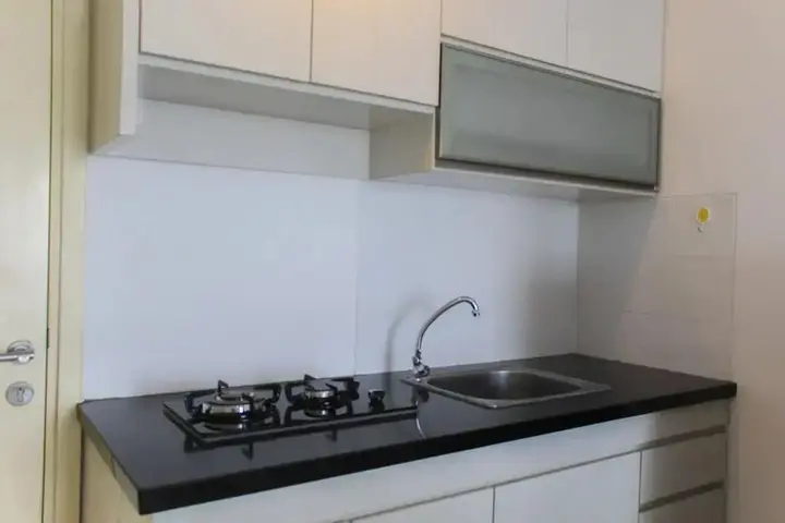 Legok: Clean and Comfort 2BR Apartment M-Town Residence