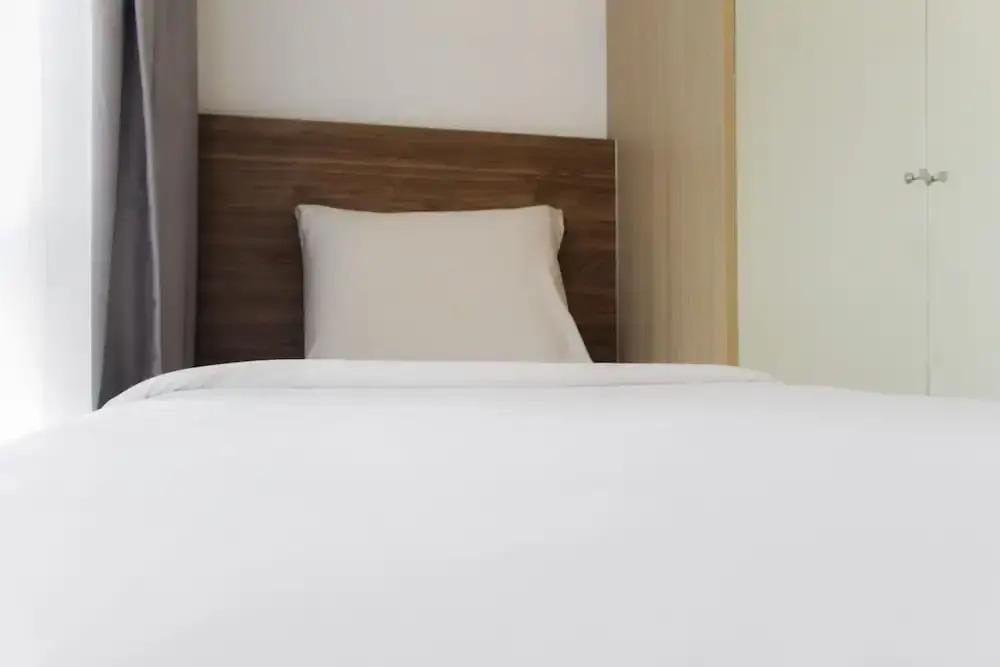 Legok: Modern and Clean 2BR Apartment at M-Town Residence