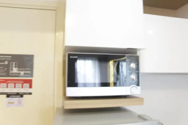 Legok: Modern and Clean 2BR Apartment at M-Town Residence