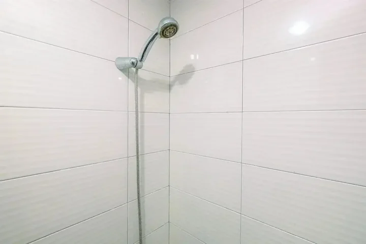 Депок: Comfy and Simply Studio Apartment at Margonda Residences 3