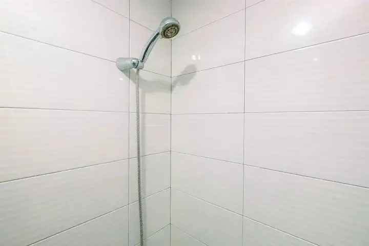 Депок: Comfy and Simply Studio Apartment at Margonda Residences 3