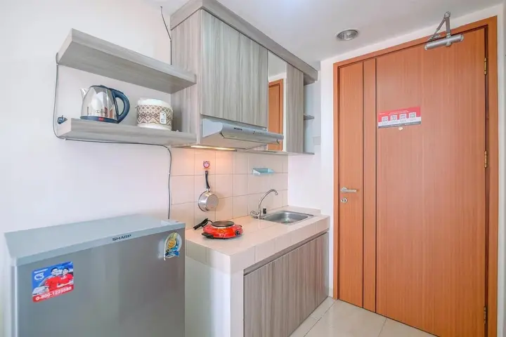 Депок: Comfy and Simply Studio Apartment at Margonda Residences 3