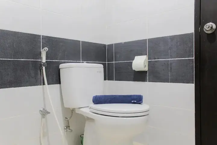 Legok: Cozy Living 1BR Apartment at Scientia Residences