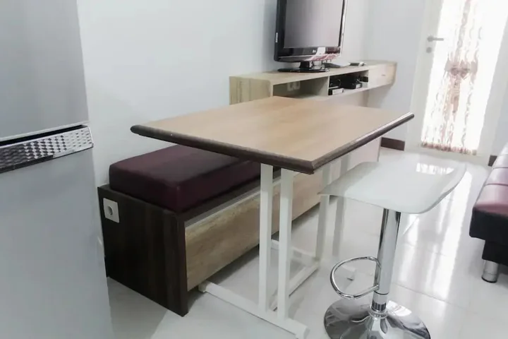 Legok: Cozy Living 1BR Apartment at Scientia Residences