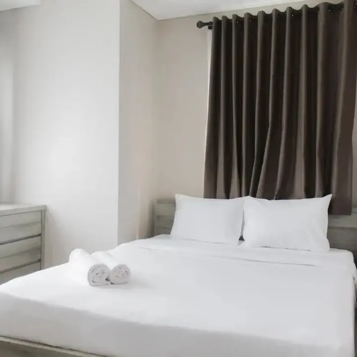 Legok: Comfy and Stylish Studio Apartment at B Residence