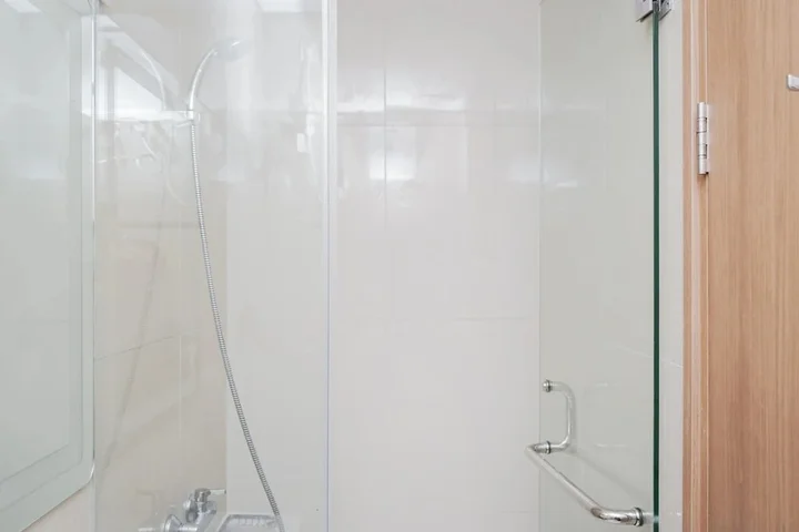 Тангеранг: Comfort and Modern Studio at Tree Park Cikokol Apartment