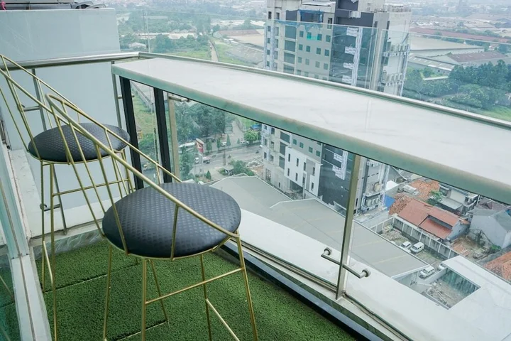 Тангеранг: Comfort and Modern Studio at Tree Park Cikokol Apartment