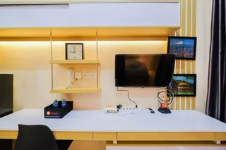 Депок: Fully Furnished Studio With Comfortable Design Dave Apartment
