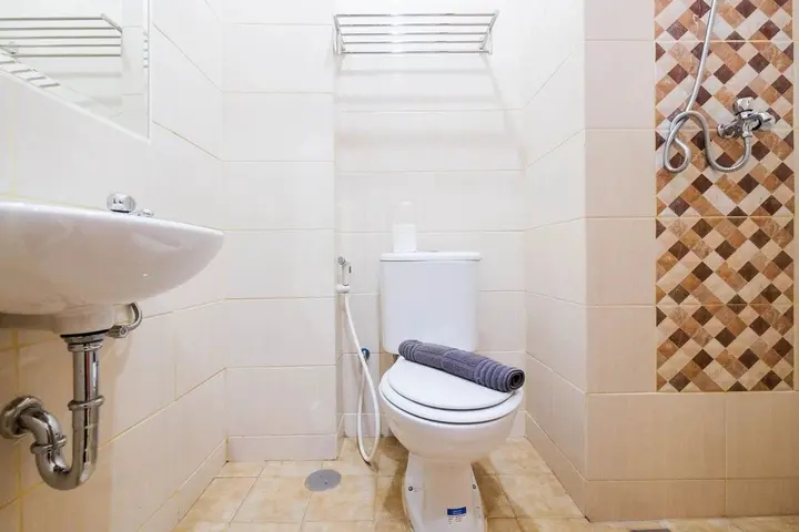 Депок: Fully Furnished Studio With Comfortable Design Dave Apartment