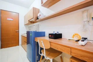 Депок: Comfort Studio Room With Bunk Bed At Dave Apartment