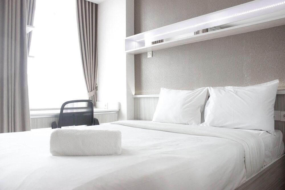 Pleasurable Studio Room Near Unpad At Taman Melati Jatinangor Apartment — фото 2