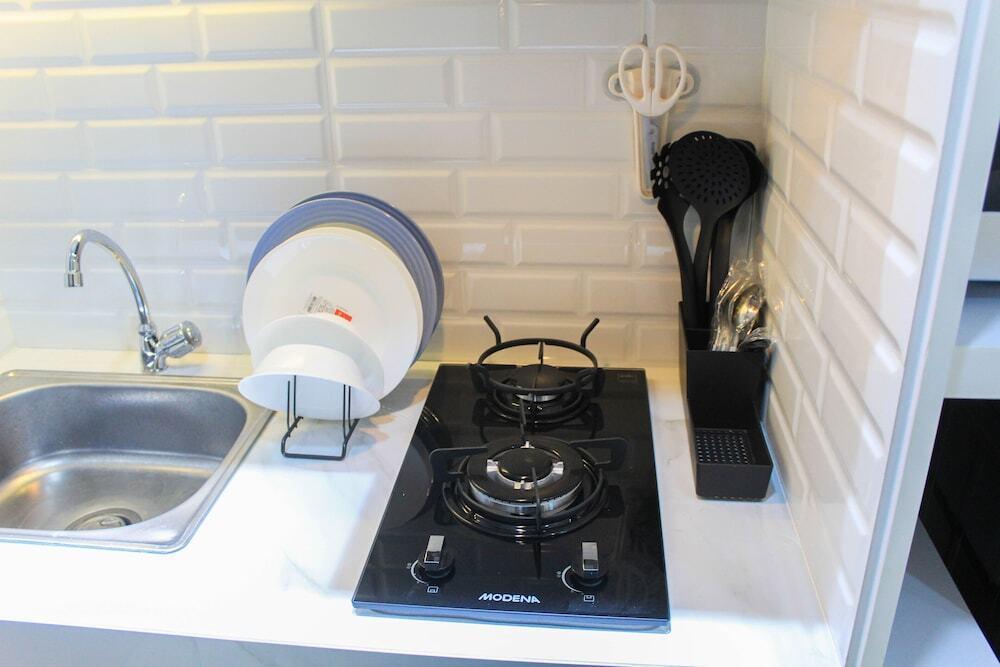 Legok: Brand New And Best Studio Apartment At B Residence