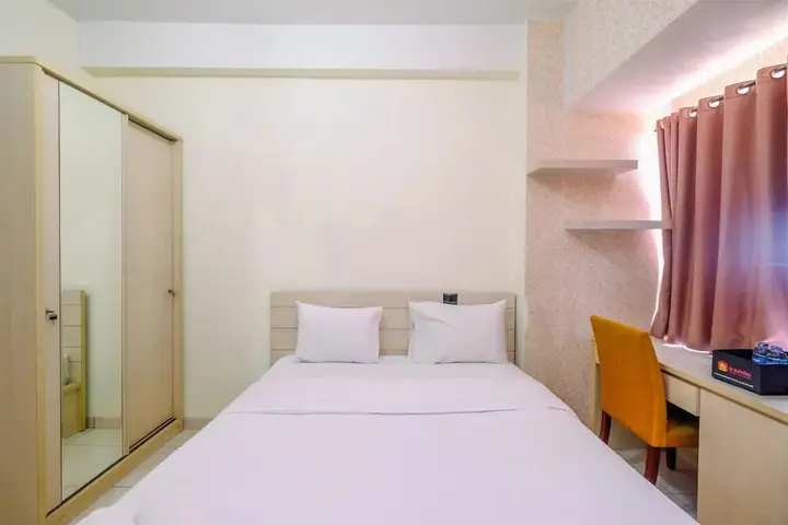Fully Furnished With Cozy Design Studio Apartment At Margonda Residence 5 — фото 2