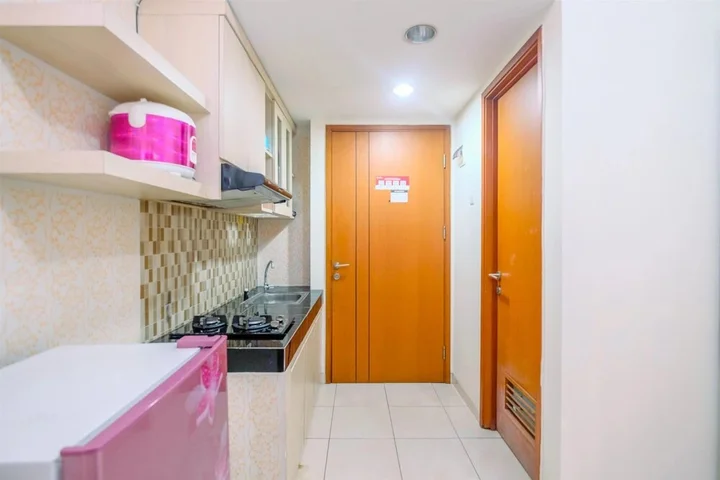 Депок: Fully Furnished With Cozy Design Studio Apartment At Margonda Residence 5