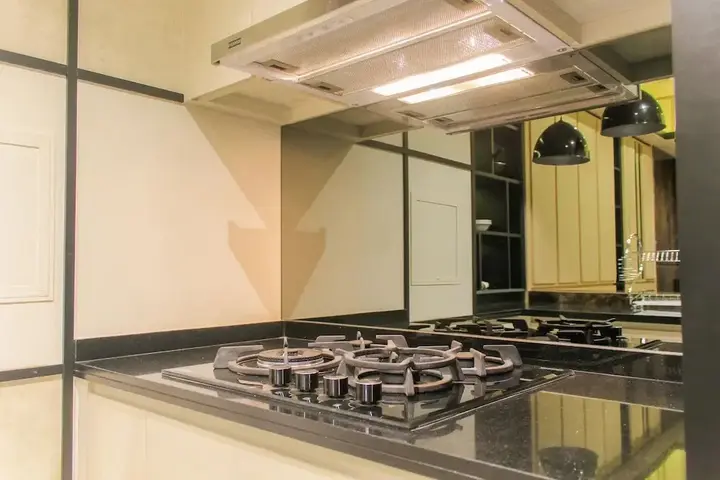 Legok: Comfort And Spacious 3Br At Branz Bsd City Apartment