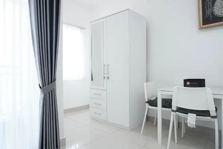 Тангеранг: Relax Studio Apartment At The Nest Near Puri By Travelio