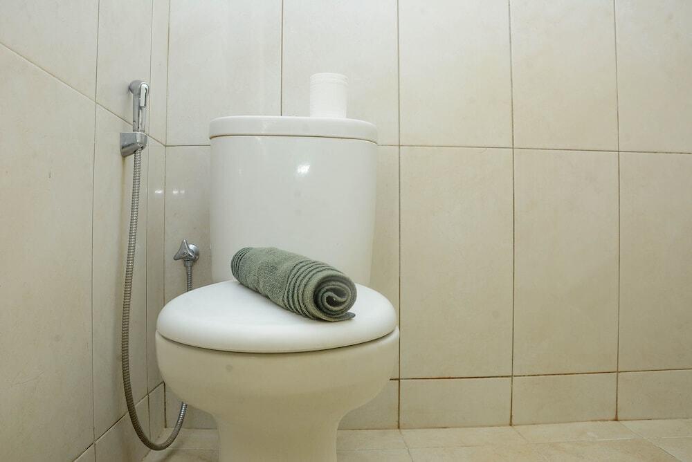 Тангеранг: Comfort And Strategic Studio At The Nest Puri Apartment By Travelio