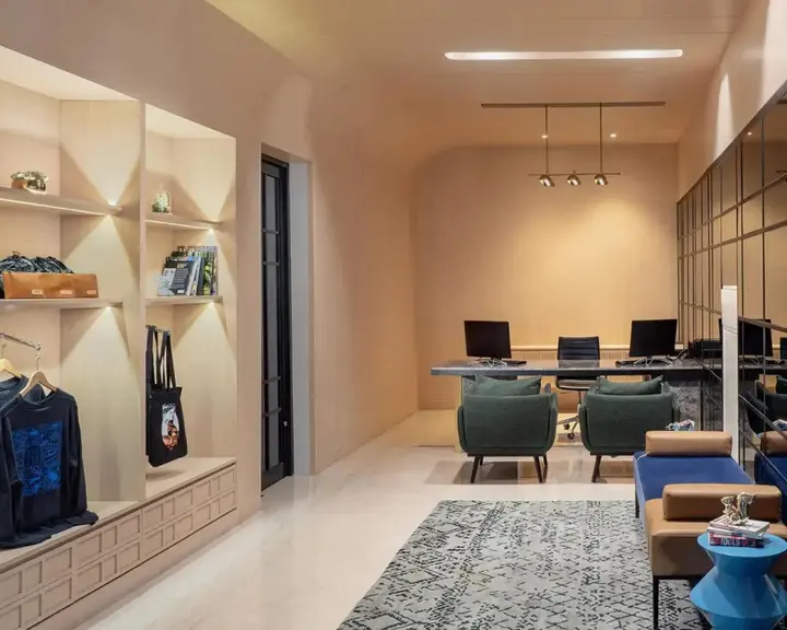 Медан: The Reiz Suites, Artotel Curated