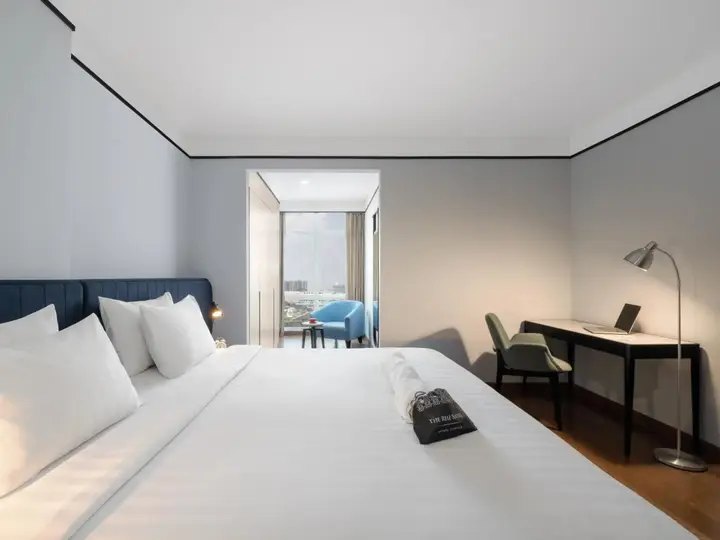 Медан: The Reiz Suites, Artotel Curated