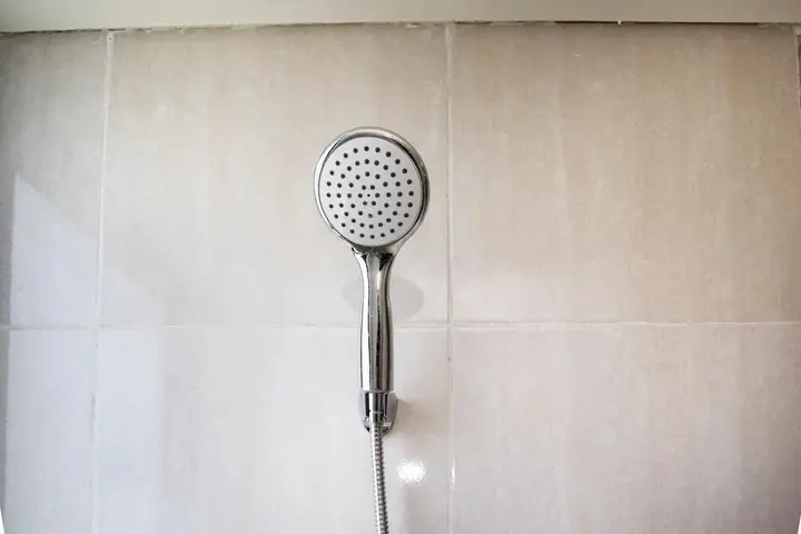 Сибату: Comfy 3BR at Meikarta Apartment