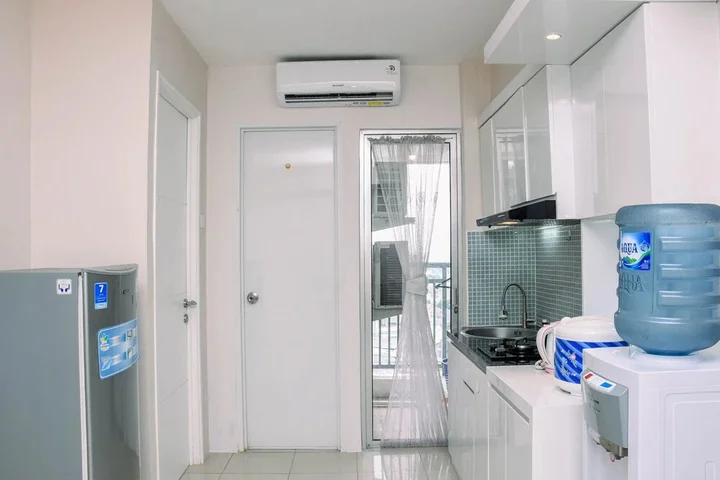 Джакарта: Comfortable Combined Unit 3BR at Bassura City Apartment near Mall