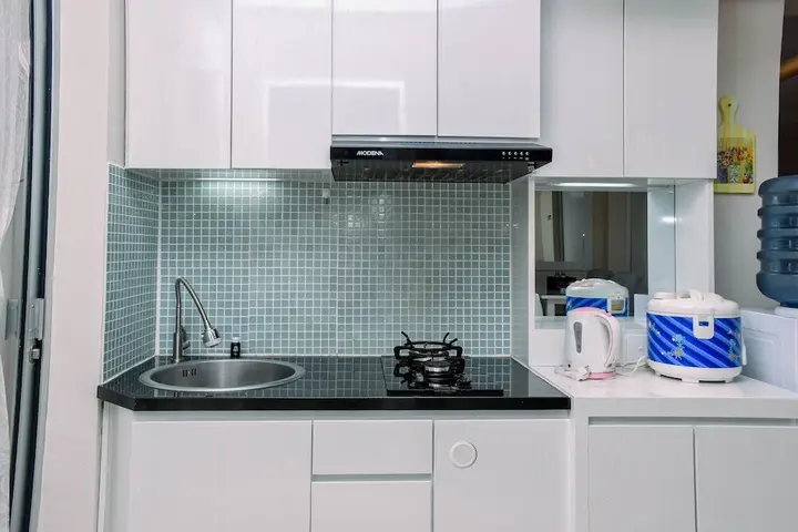 Джакарта: Comfortable Combined Unit 3BR at Bassura City Apartment near Mall