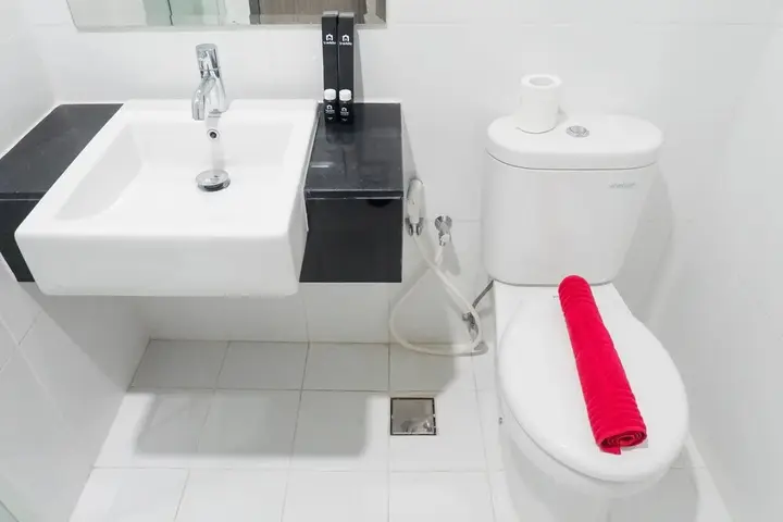 Сурабая: Spacious 1BR Apartment at Praxis