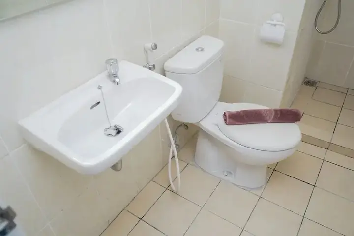 Legok: Comfortable and Homey 2BR Apartment at M-Town Residence