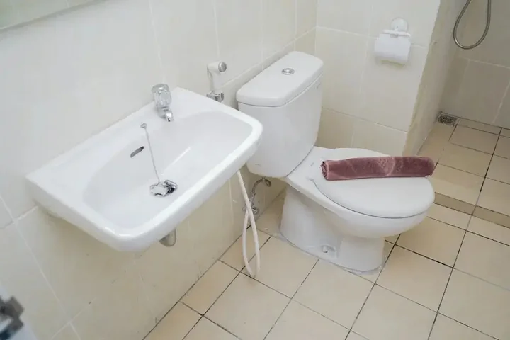 Legok: Comfortable and Homey 2BR Apartment at M-Town Residence