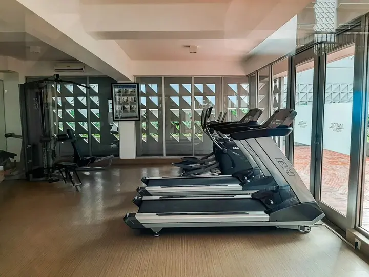 Тангеранг: Homey 2BR Paddington Heights Apartment