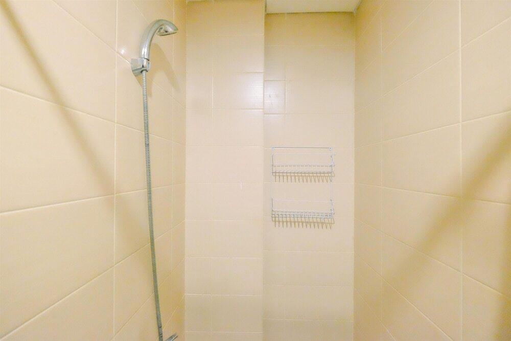 Legok: Relaxing 2BR at Saveria Apartment BSD