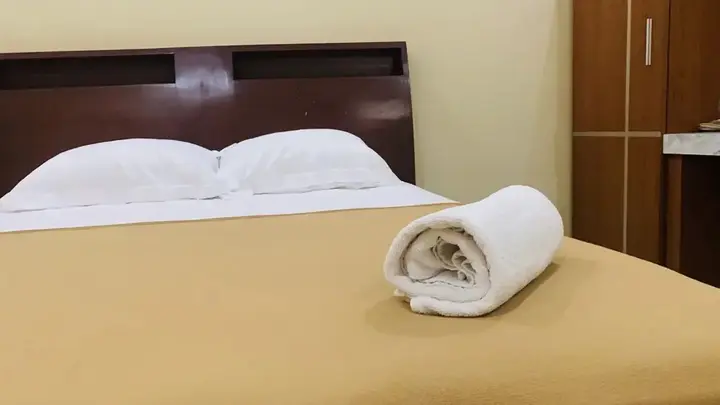Суменеп: Asmi Hotel
