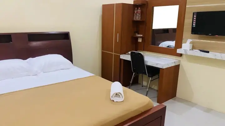 Суменеп: Asmi Hotel