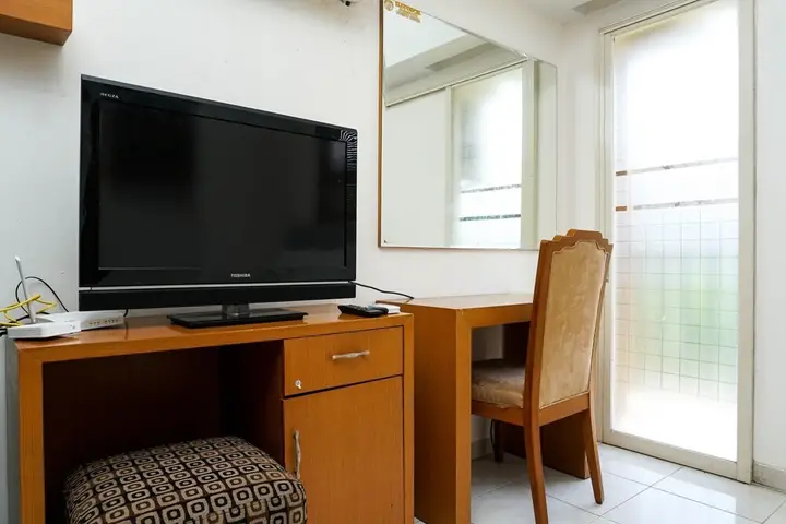 Affordable Price Studio Apartment @ Margonda Residence 2 — фото 5