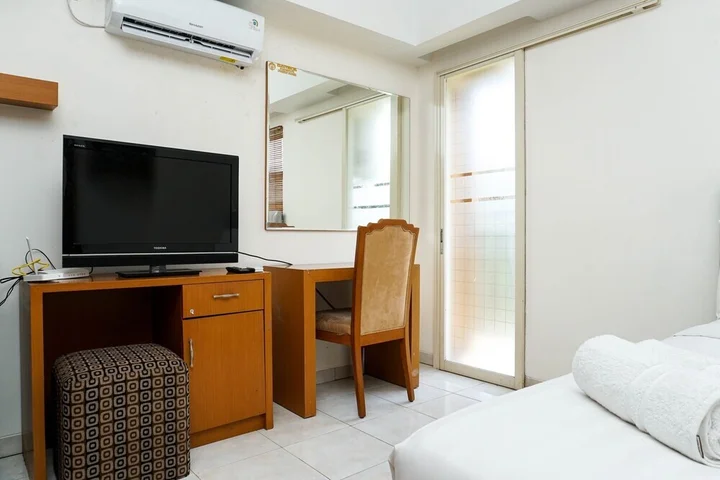 Депок: Affordable Price Studio Apartment @ Margonda Residence 2
