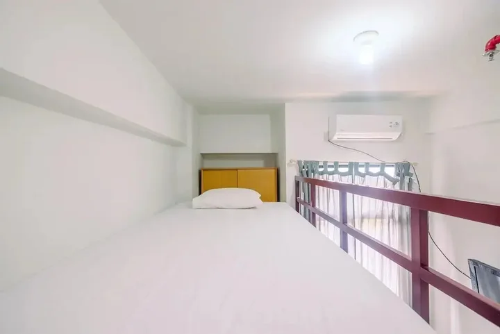 Депок: Great Deal Studio at Dave Apartment near Campus