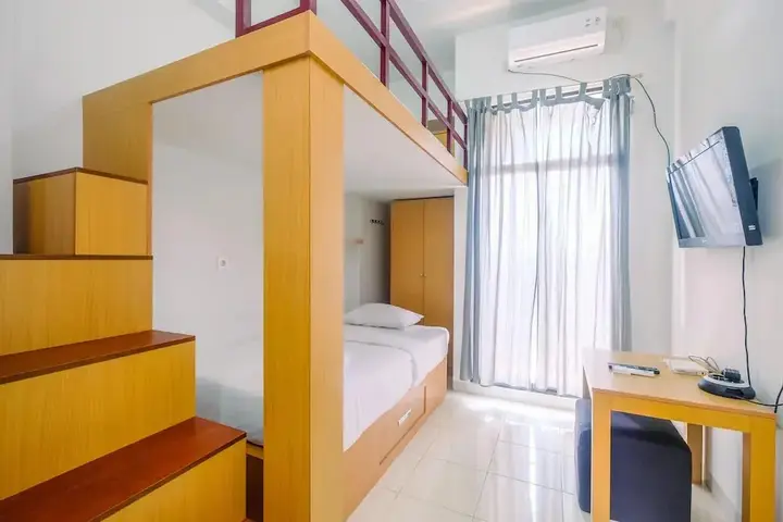 Депок: Great Deal Studio at Dave Apartment near Campus