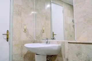 Тангеранг: Fully Furnished with Spacious Design 3BR Penthouse Kondominium Golf Karawaci Apartment