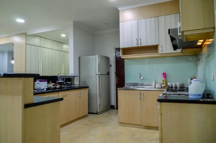 Тангеранг: Fully Furnished with Spacious Design 3BR Penthouse Kondominium Golf Karawaci Apartment
