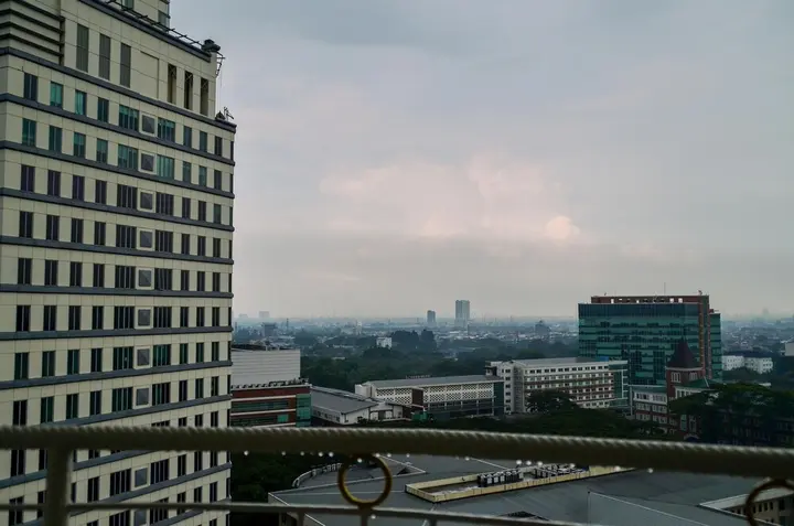 Тангеранг: Fully Furnished with Spacious Design 3BR Penthouse Kondominium Golf Karawaci Apartment