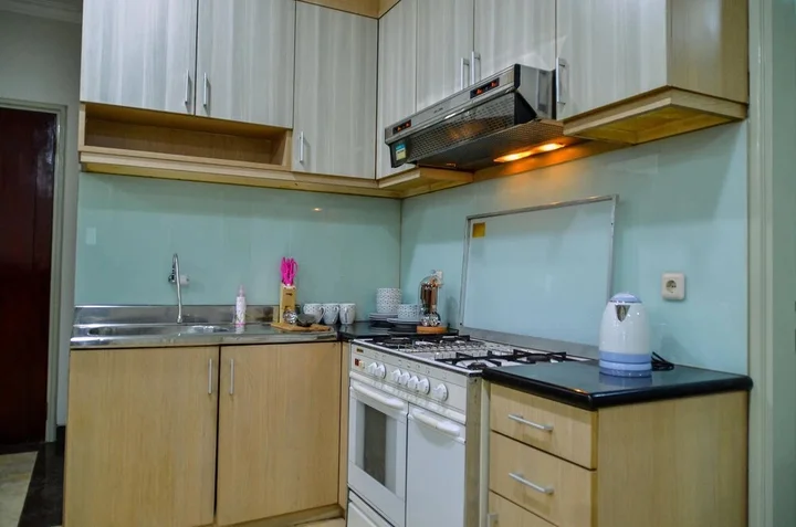 Тангеранг: Fully Furnished with Spacious Design 3BR Penthouse Kondominium Golf Karawaci Apartment