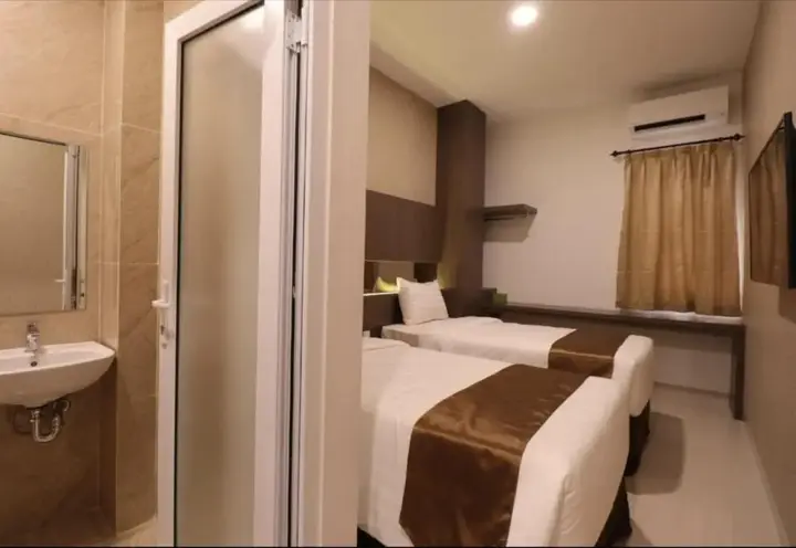 Медан: Nivia Hotel