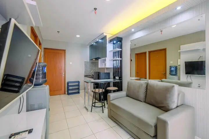 Nice And Simple 2Br At Cinere Bellevue Suites Apartment — фото 5