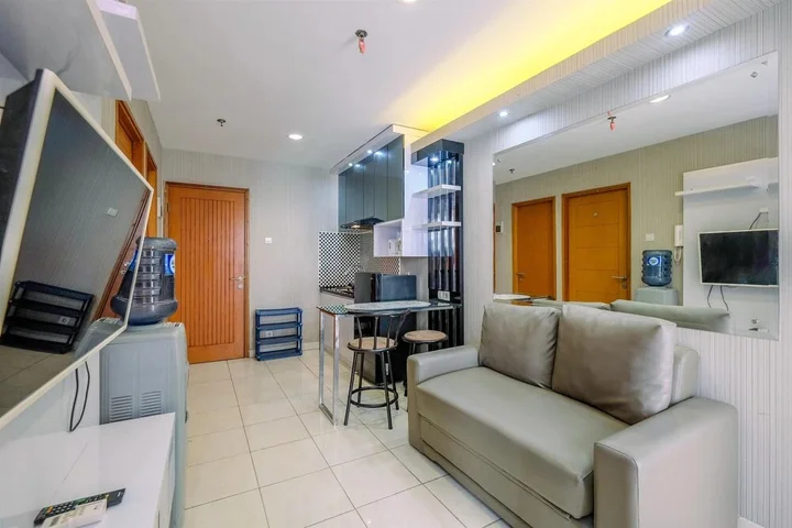 Депок: Nice And Simple 2Br At Cinere Bellevue Suites Apartment