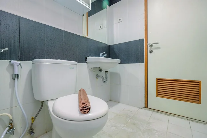 Депок: Nice And Simple 2Br At Cinere Bellevue Suites Apartment