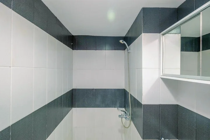 Депок: Nice And Simple 2Br At Cinere Bellevue Suites Apartment