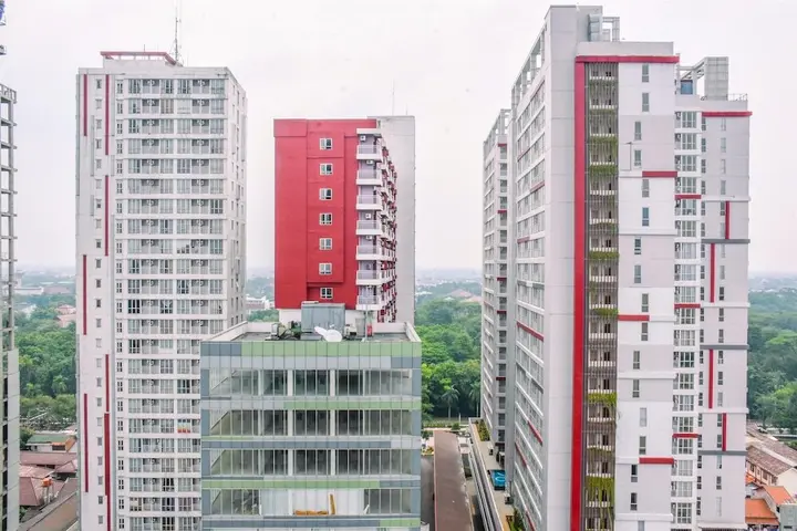Депок: Nice And Cozy Studio At Evenciio Apartment