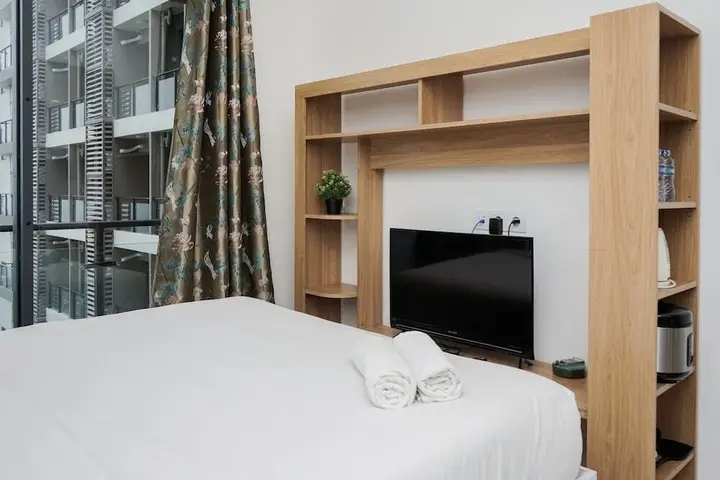 Elegant And Comfortable Studio Sky House Bsd Apartment — фото 1